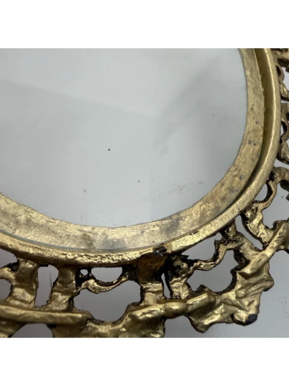 Ornate Art Nouveau Vintage Gold-Tone Oval Picture Frame With Filigree Design